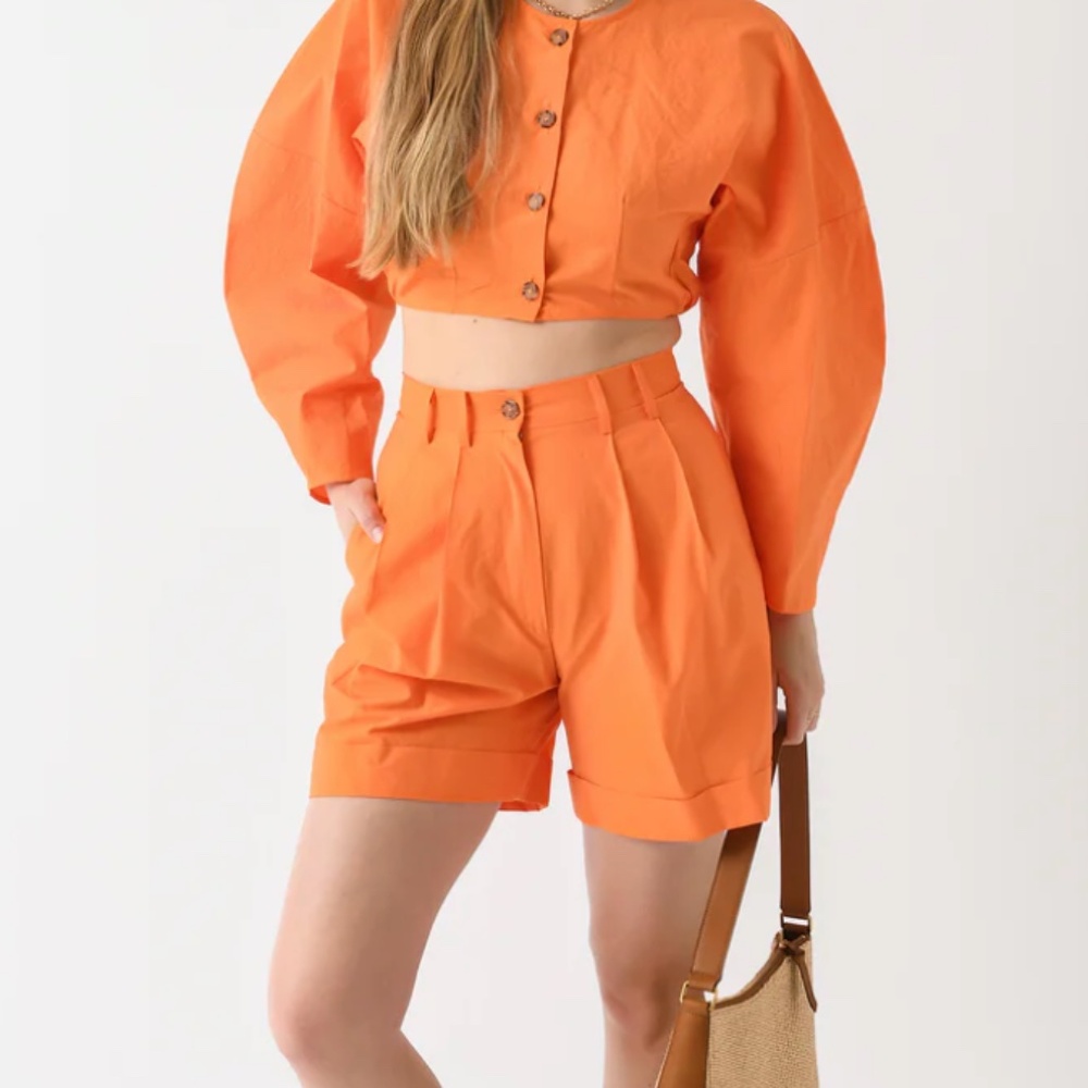 AVN playa shorts size 44 nwt us 14